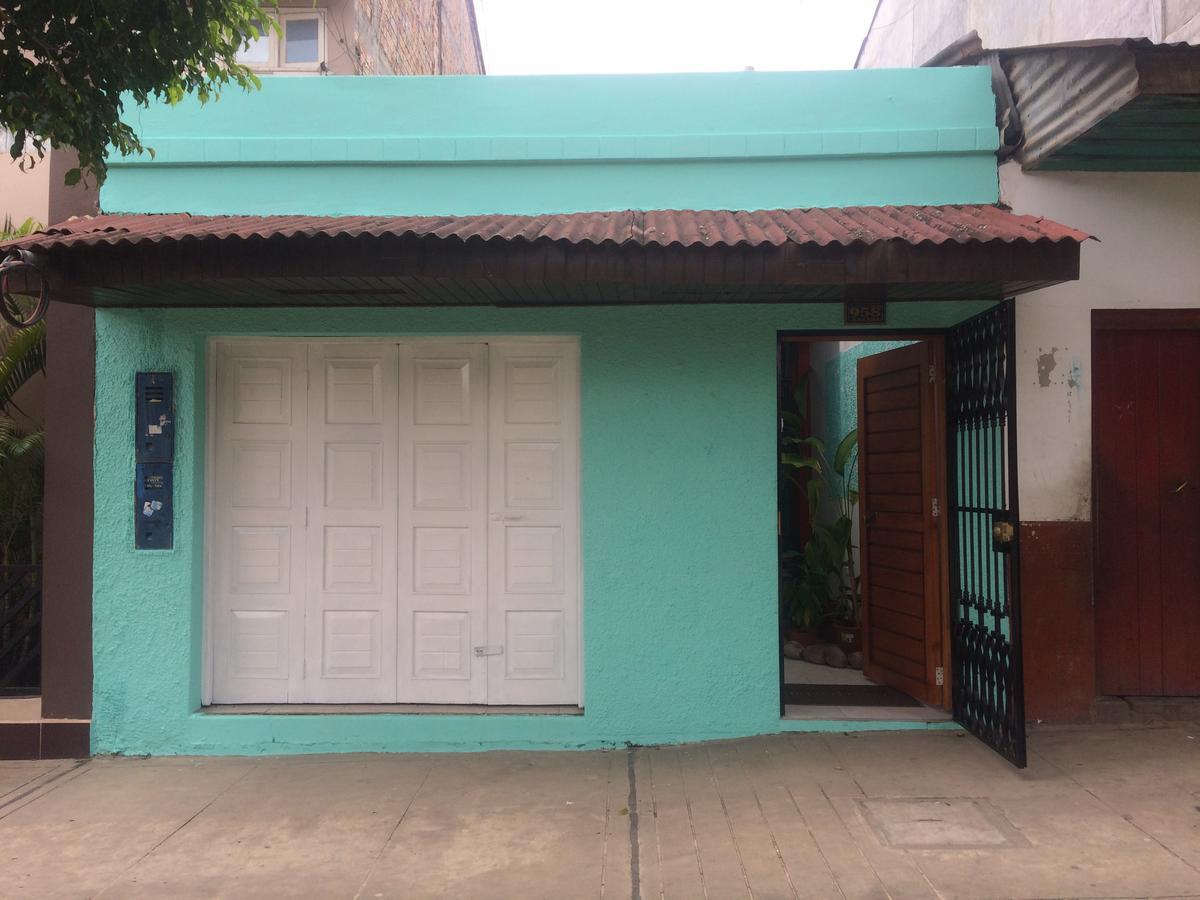 The Amazon Within Hostel Iquitos Exterior photo